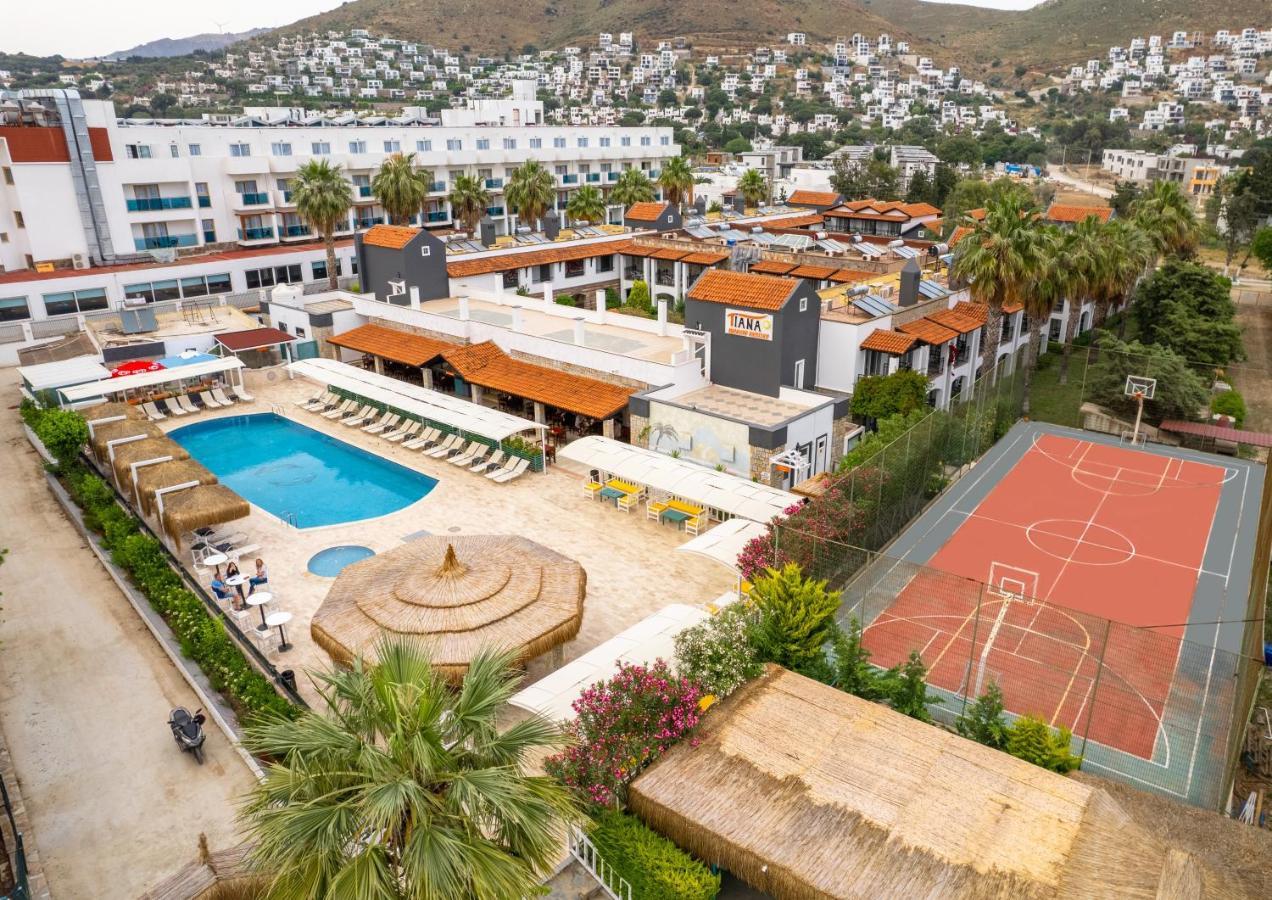 Tiana Beach Resort Turgutreis Exterior photo